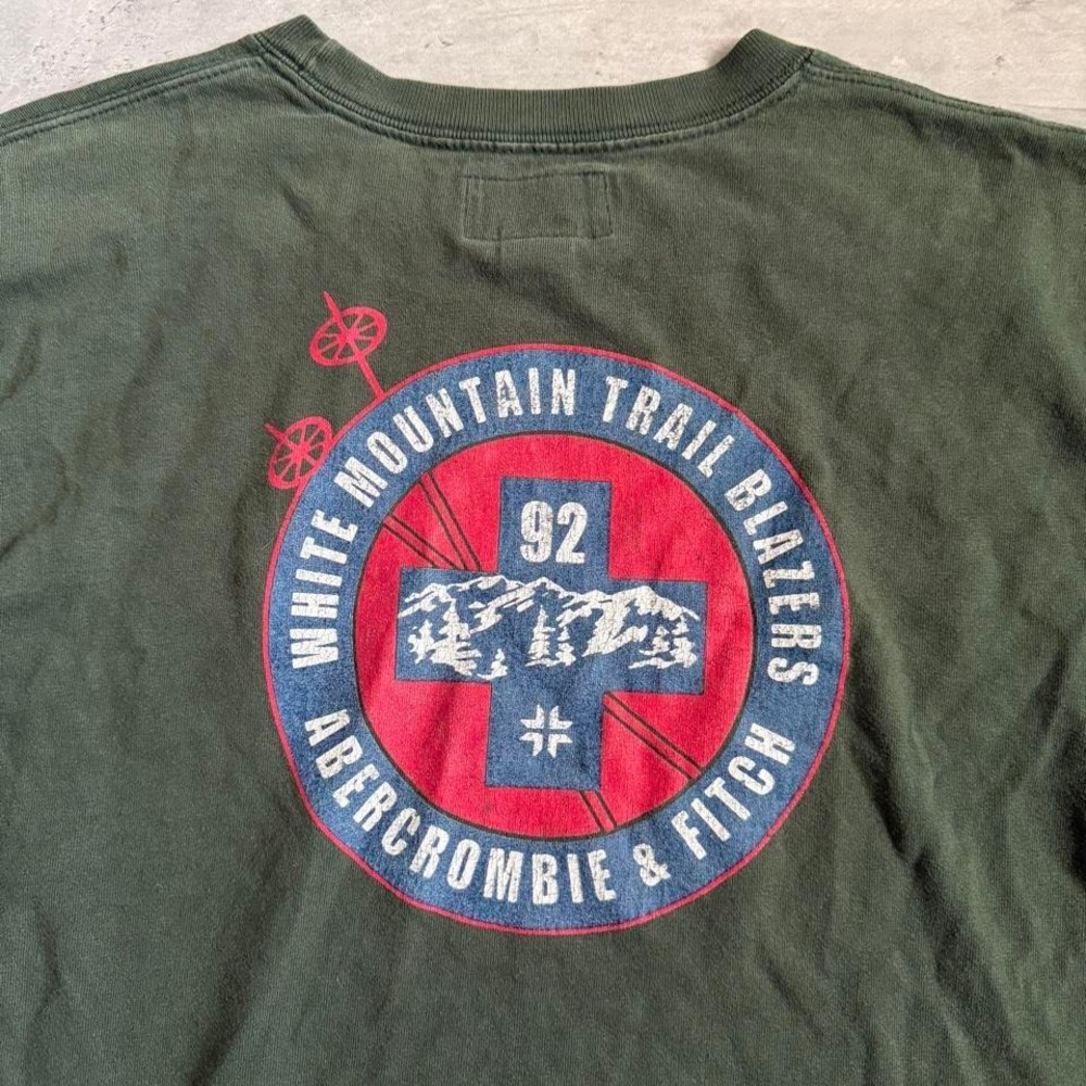Vintage 90s Abercrombie & Fitch White Mountain Trail Blazers Long Sleeve Tee